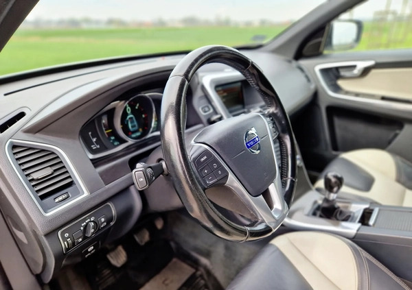 Volvo XC 60 cena 62900 przebieg: 246790, rok produkcji 2013 z Poręba małe 352